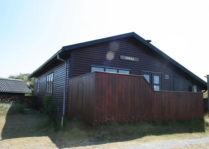 Rohan - 800m From The Sea By Interhome